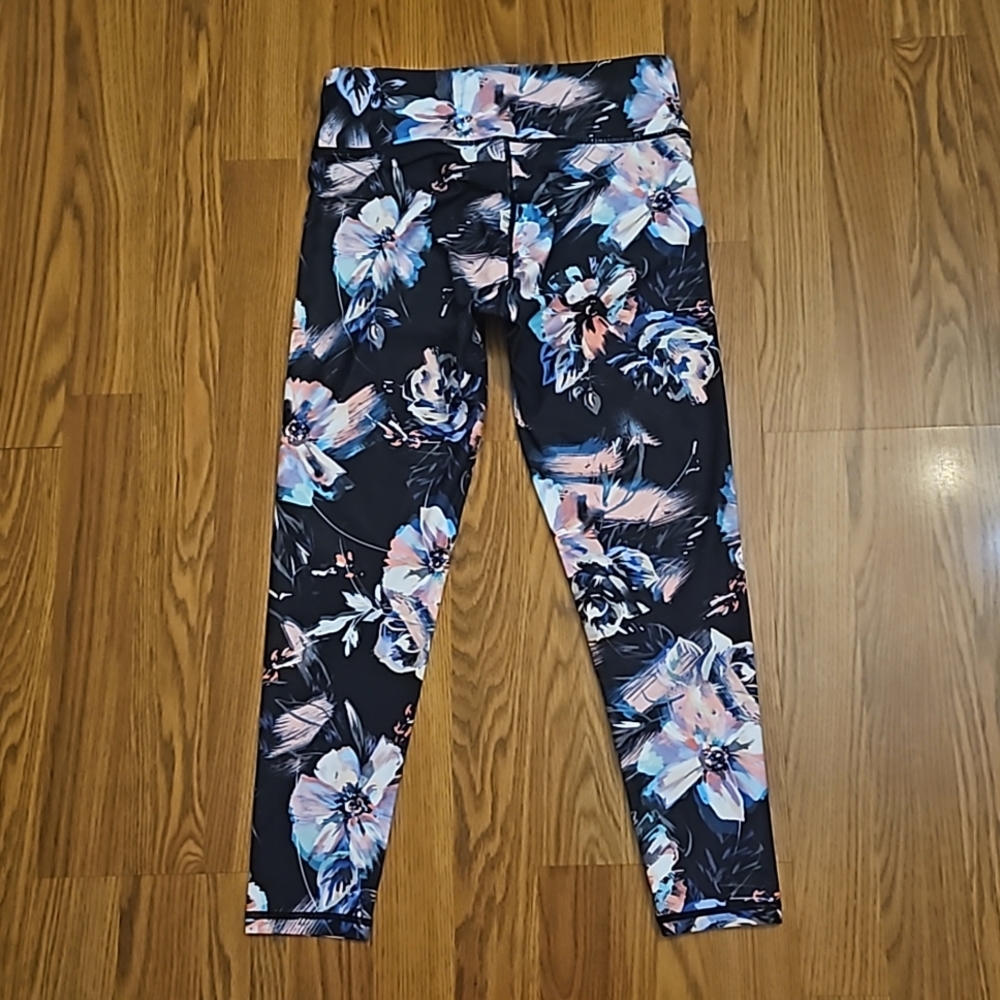 Fabletics Athletic Matching Set/ Xs - image 8